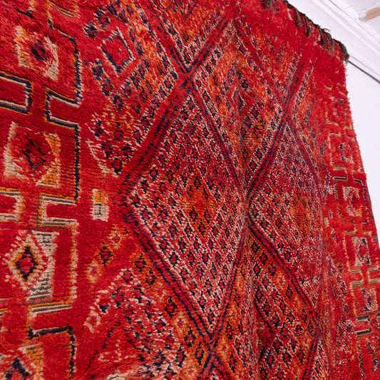 Authentic Vintage Moroccan Beni Mguild Rug – Handwoven Berber Wool Carpet