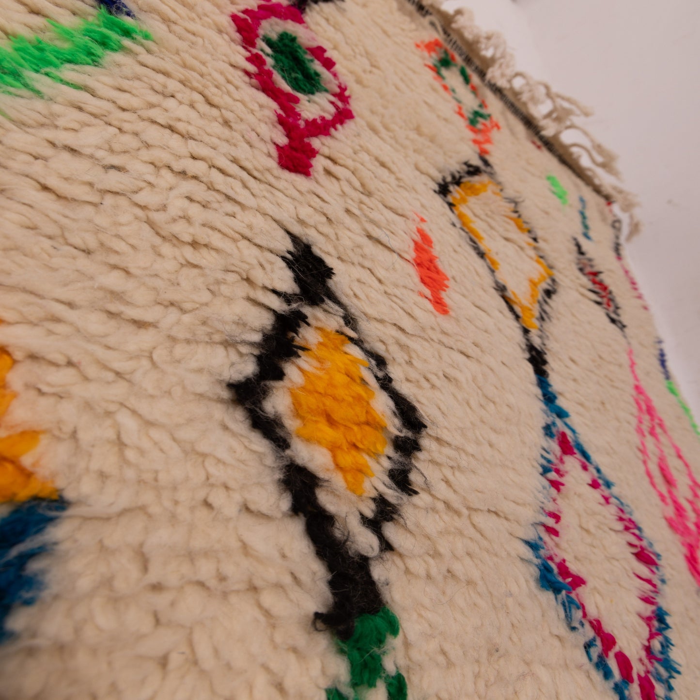 Colorful Small Azilal Rug - 80% Wool 20% Cotton Moroccan Handmade Carpet - Bright Diamond Tribal Design