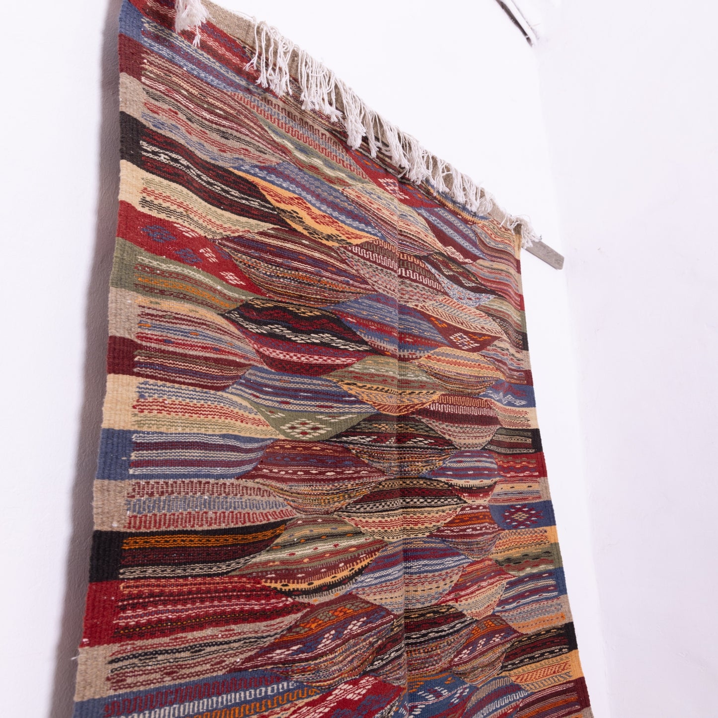 Handwoven Moroccan Akhnif Rug – Rich Geometric Patterns ; 4,92 ft / 3,61 ft