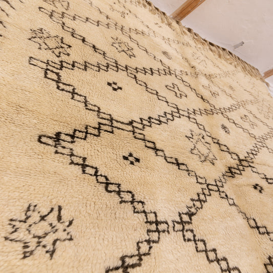 Vintage Moroccan Beni Ourain Rug - Handwoven Wool Tribal Carpet with Berber Symbols - Cream & Black - Authentic Berber Decor
