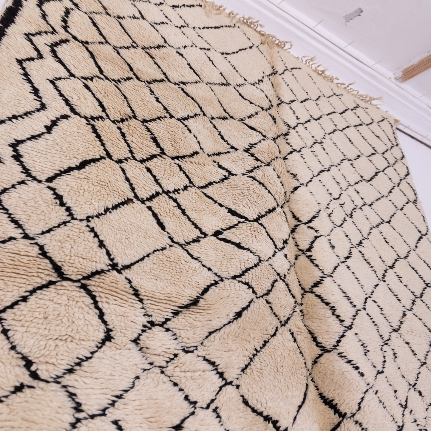 Atlas Horizon” – Extra Long azilale Runner with Fading Diamond Pattern