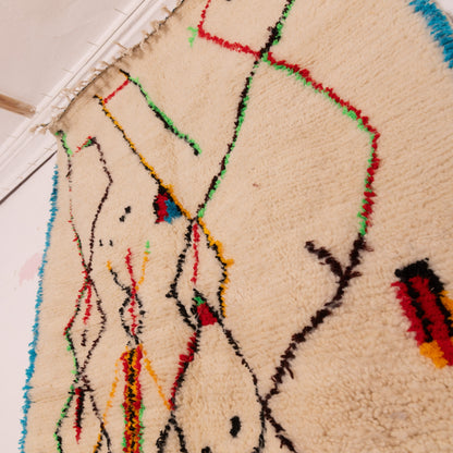Minimalist Azilal Rug - Handwoven Moroccan Berber Carpet - 80% Wool 20% Cotton - Abstract Diamond Pattern - Boho Home Decor