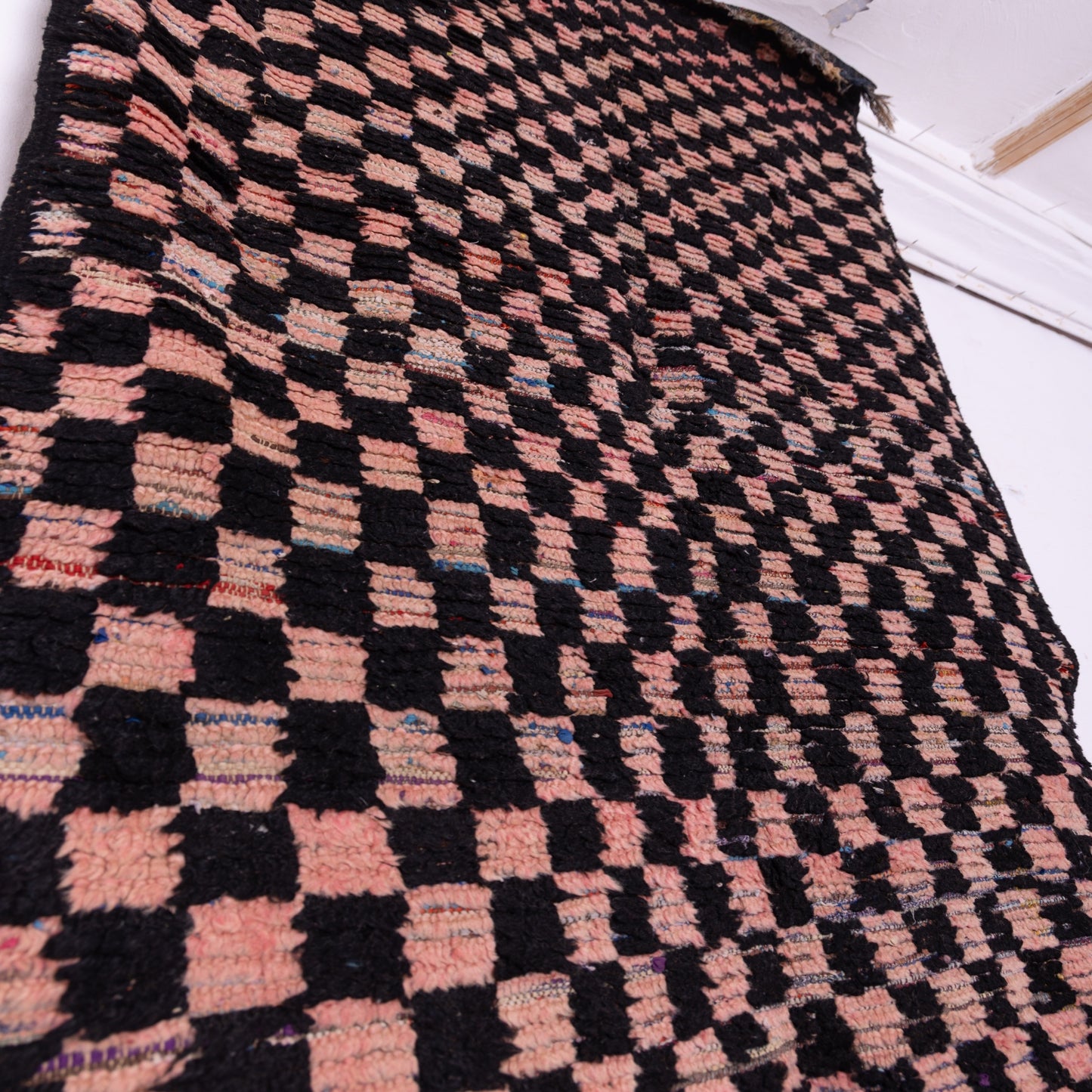 Vintage Moroccan Boucherouite Rug – Black & Pink Checkerboard Pattern – Handmade Berber Carpet
