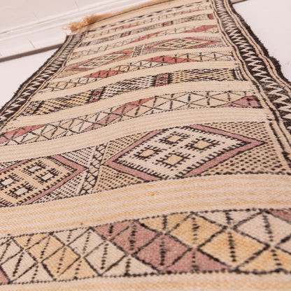 Ivory Tribal Wool Corridor Runner - Subtle Geometric Berber Elegance