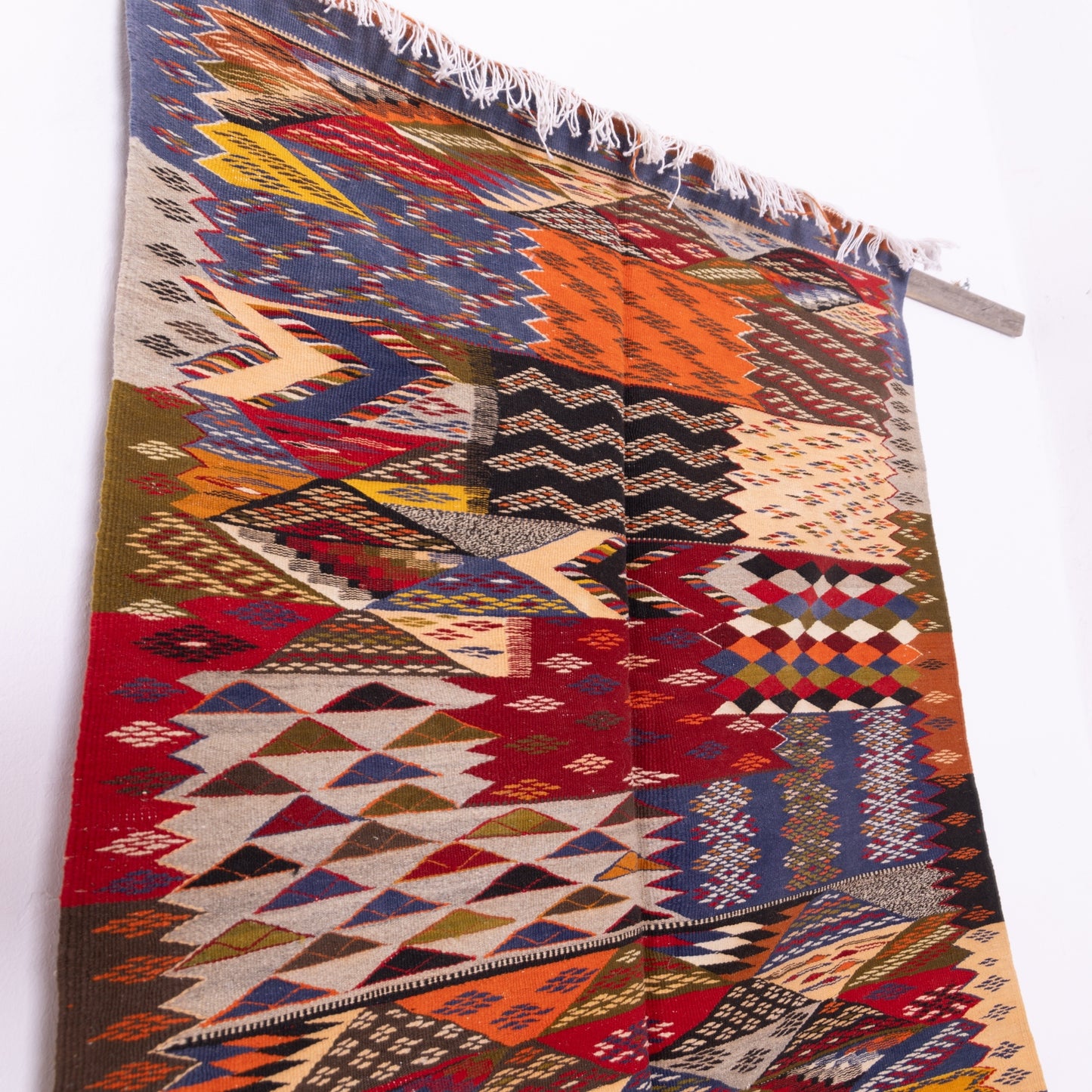 Handmade Moroccan Akhnif Rug – Authentic Berber Wool Carpet ; 5,41 ft / 3,44 ft