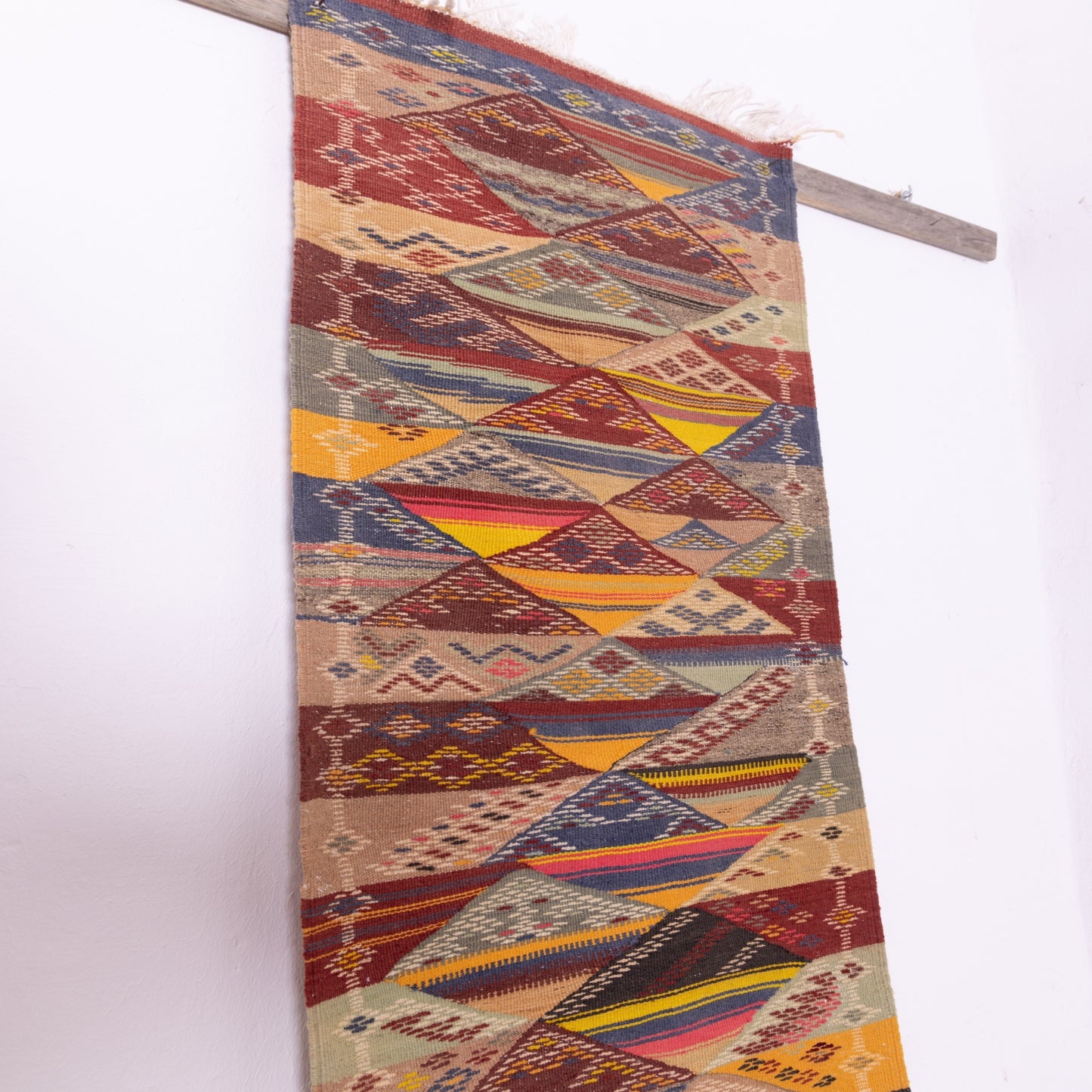 Authentic Handwoven Moroccan Akhnif Runner – Vintage Berber Wool Rug ; 5,25 ft / 1,80 ft