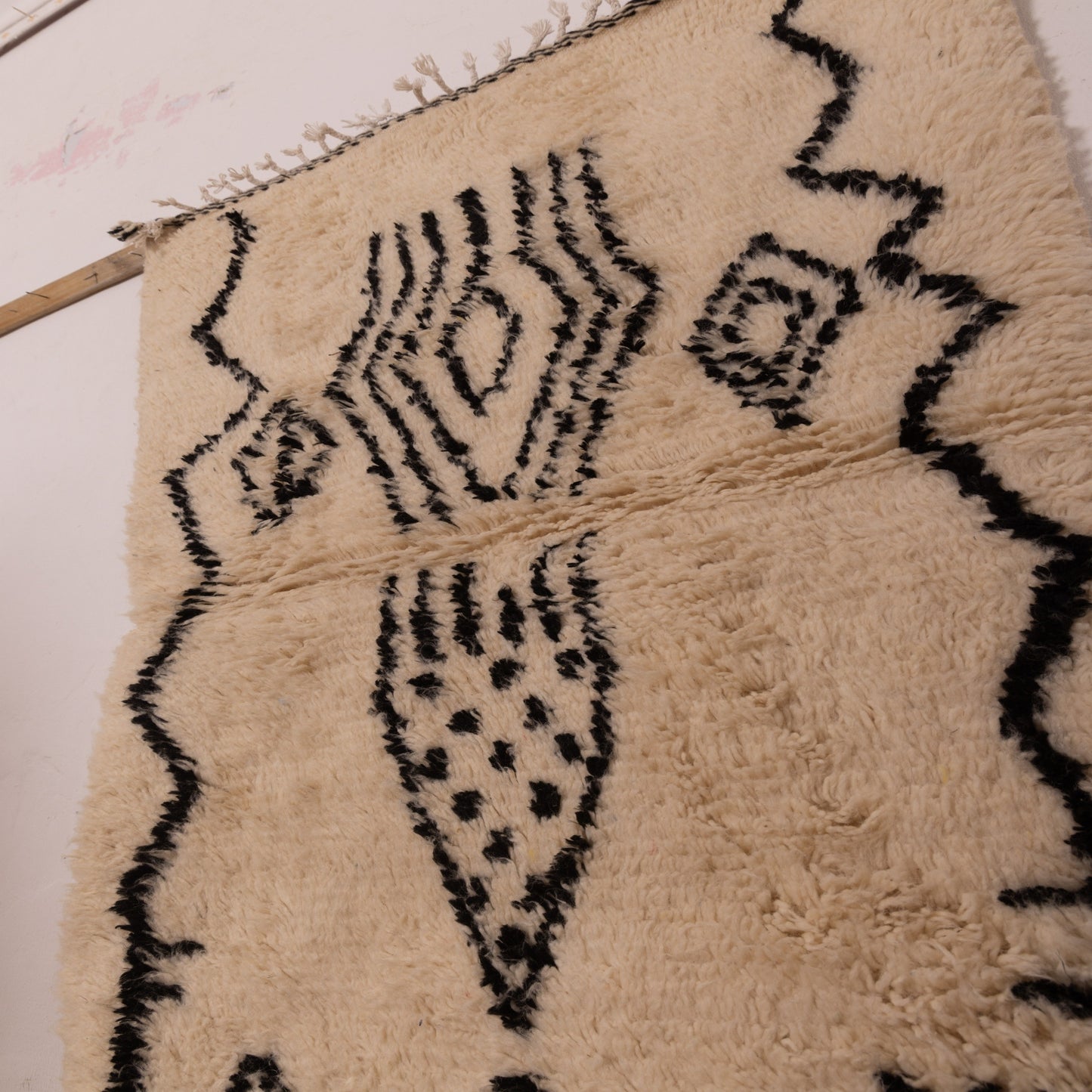 Black & White Azilal Rug - Handmade Moroccan Berber Carpet - Abstract Wool and Cotton Wall or Floor Decor
