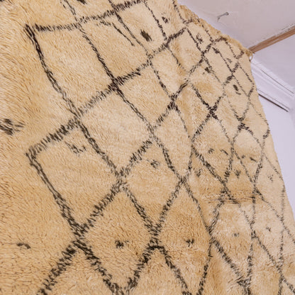 Vintage Beni Ourain Rug – Authentic Moroccan Wool Carpet – Handwoven Berber Rug – Geometric Diamond Design – Soft & Plush Boho Area Rug ;  13,12 ft / 6,07 ft