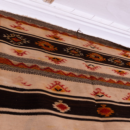 Vintage Moroccan Taznakht Rug – Authentic Handwoven Wool Beauty