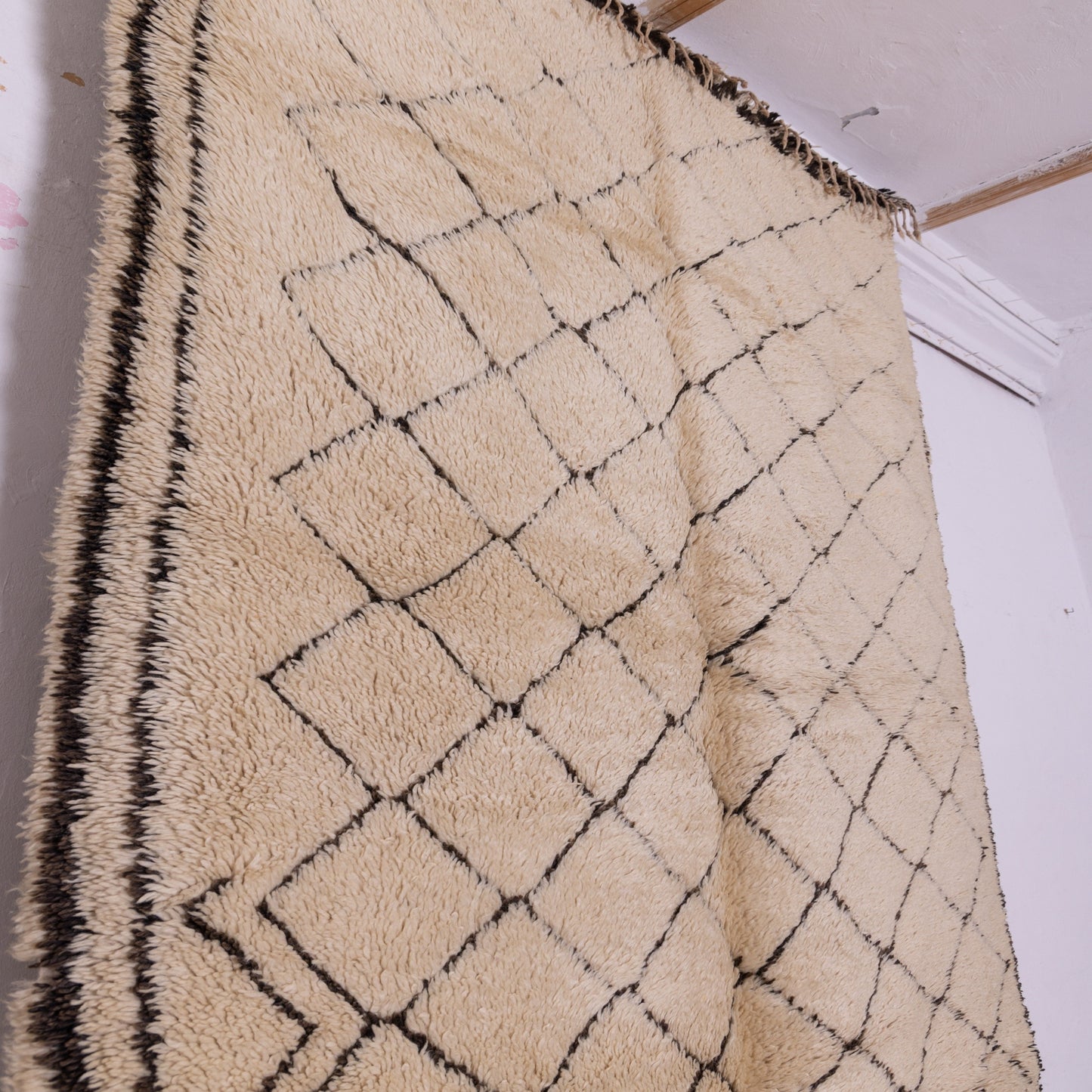 Handmade Beni Ourain Rug – Authentic Moroccan Wool Carpet – Geometric Lattice Design – Soft & Plush Berber Rug – Boho & Minimalist Home Decor ; 10,50 ft / 5,91 ft