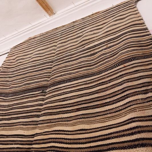 Vintage Moroccan Kilim Rug - Handwoven Berber Wool Carpet - Striped Nomadic Decor