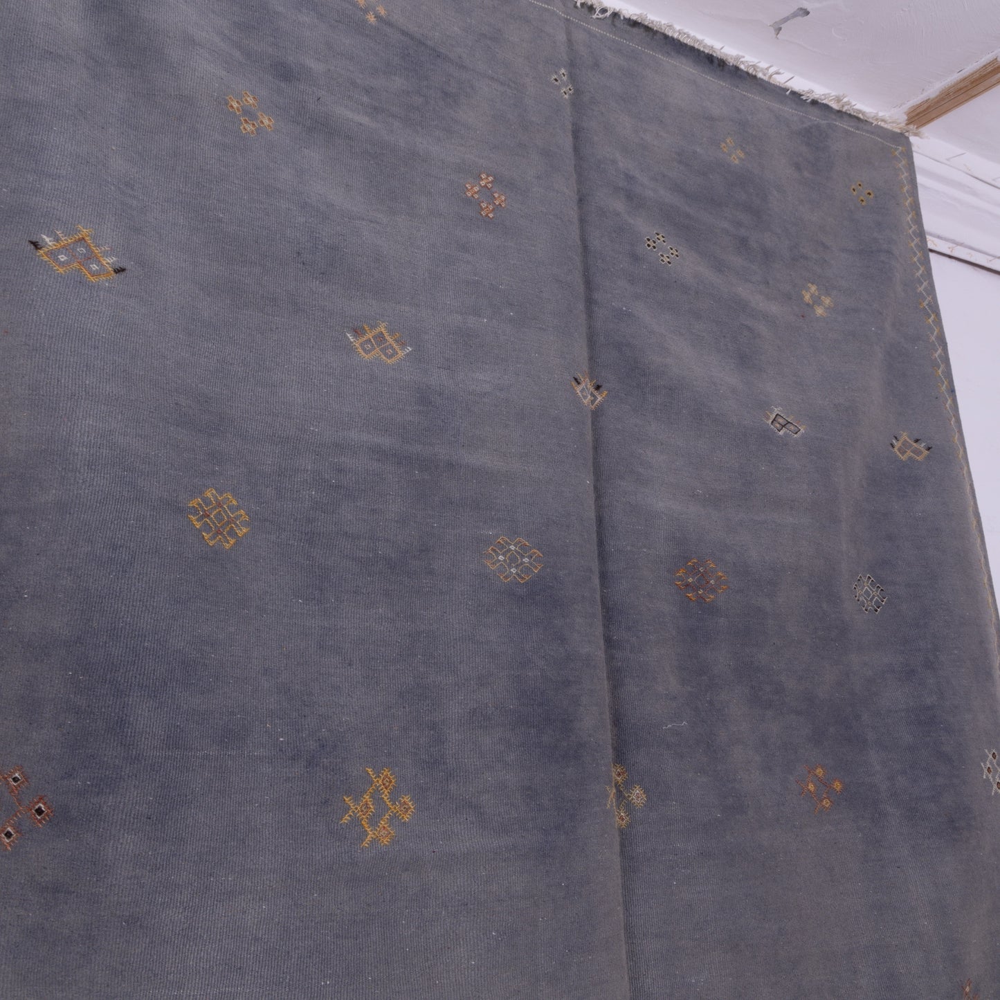 Handwoven Moroccan Akhnif Rug – Deep Blue Berber Wool Carpet ; 10,01 ft / 6,23 ft