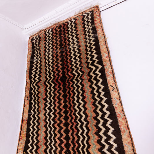 Vintage Taznakht Moroccan Rug - 100% Wool Handwoven Berber Carpet - Bohemian Tribal Decor - Unique Moroccan Heritage Piece