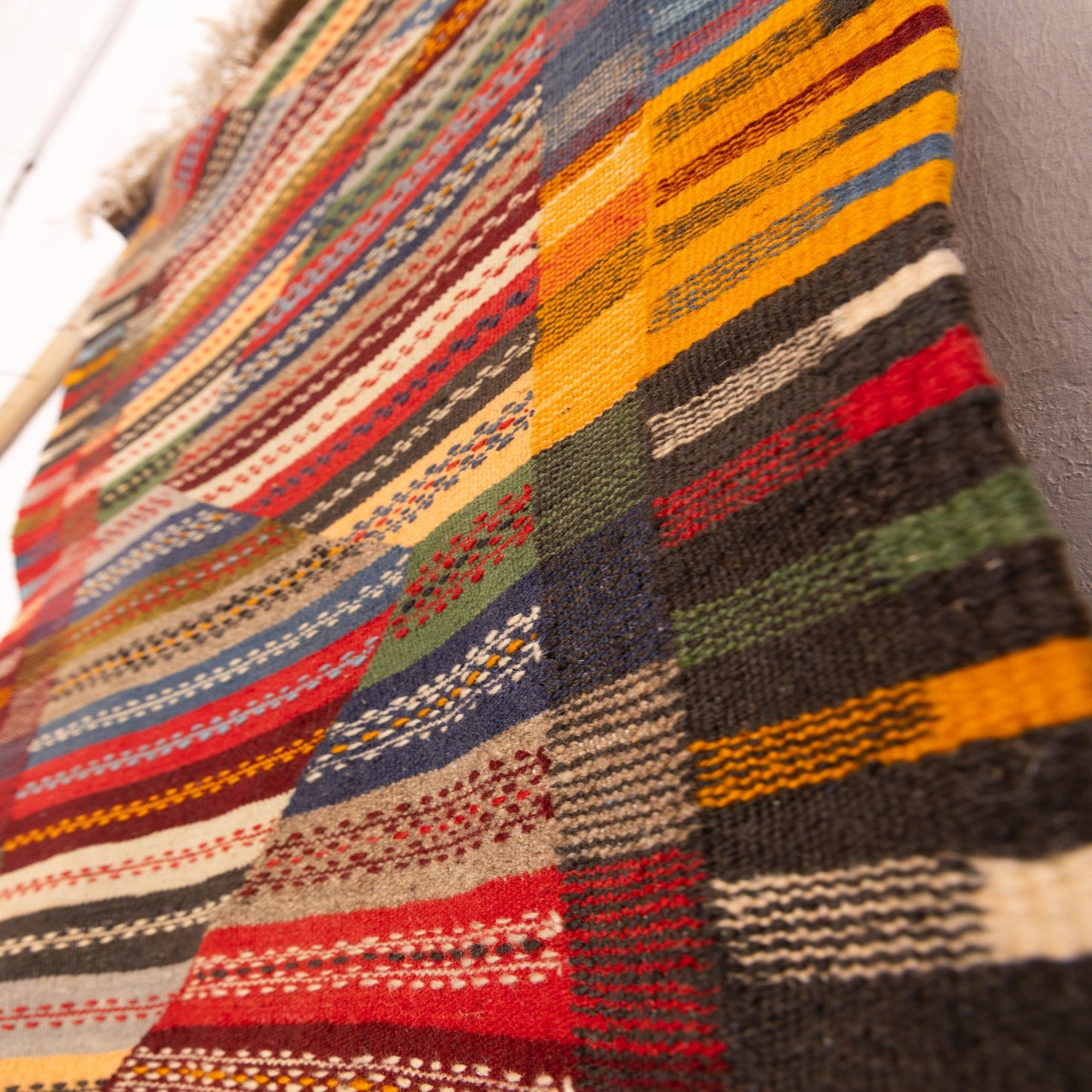 Moroccan Corridor Rug - Zigzag Berber Runner - Handwoven Artisan Wool