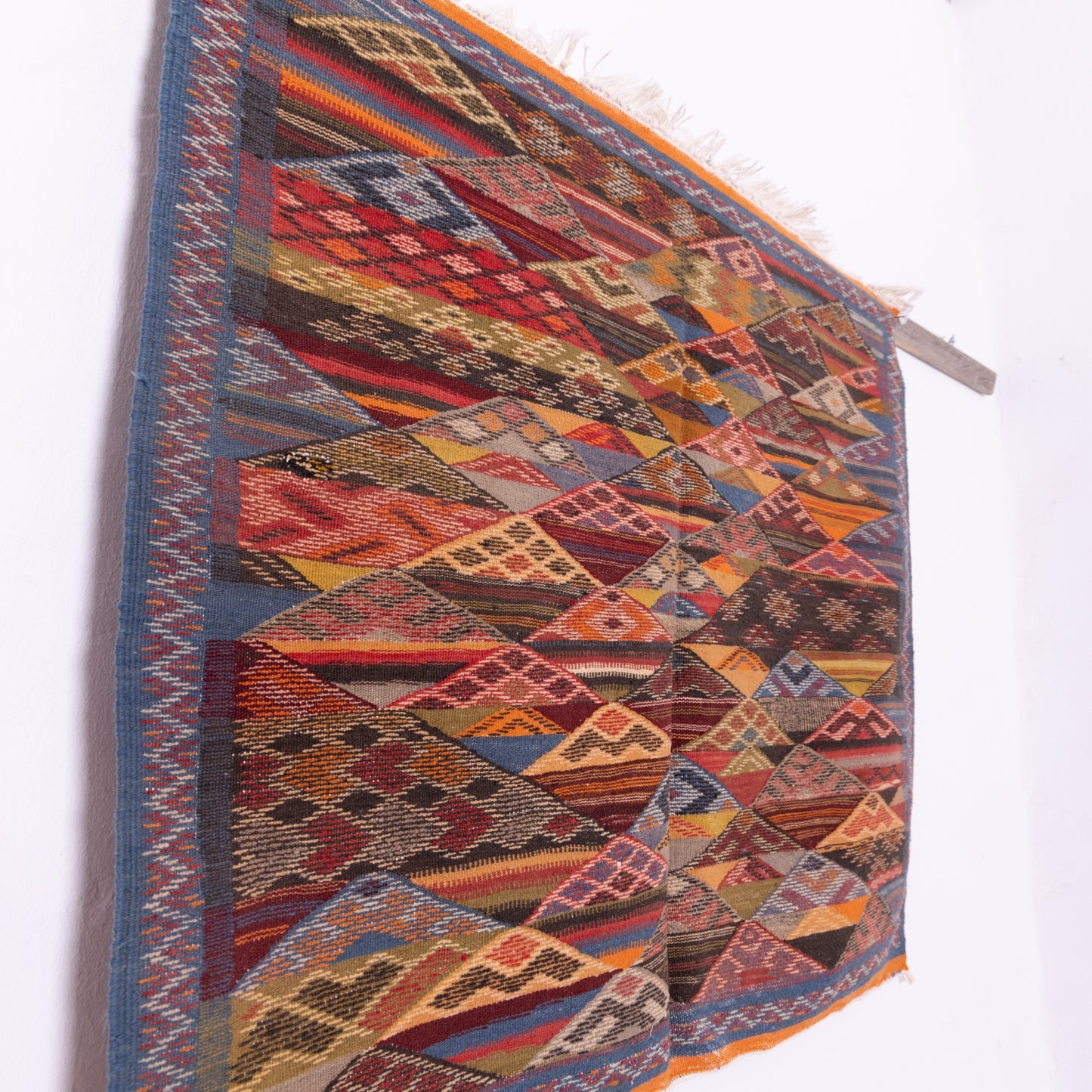 Authentic Handwoven Akhnif Rug – Moroccan Berber Elegance ; 3,44 ft  / 3,28 ft1.5