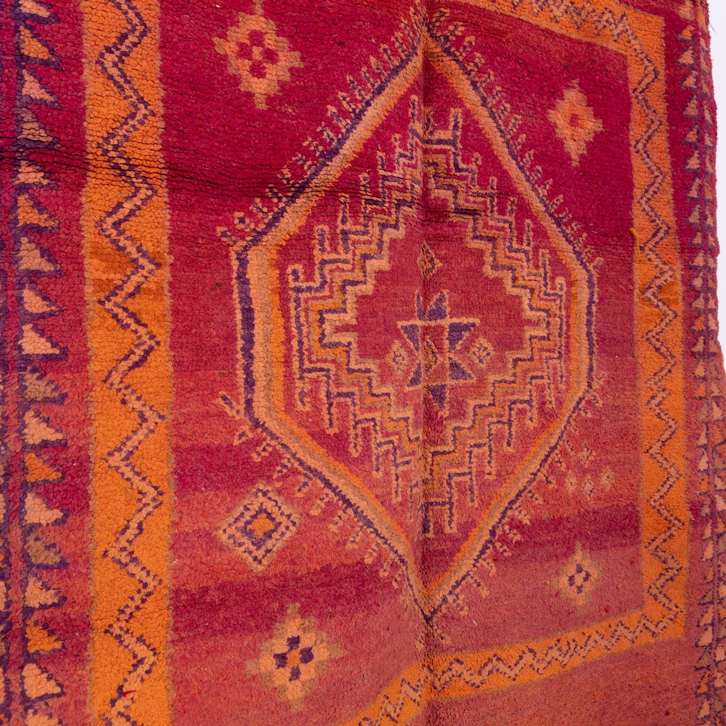 Vintage Moroccan Rehamna Rug – Handwoven Berber Carpet with Deep Red & Orange Geometric Motifs ; 12,96 ft / 5,54 ft
