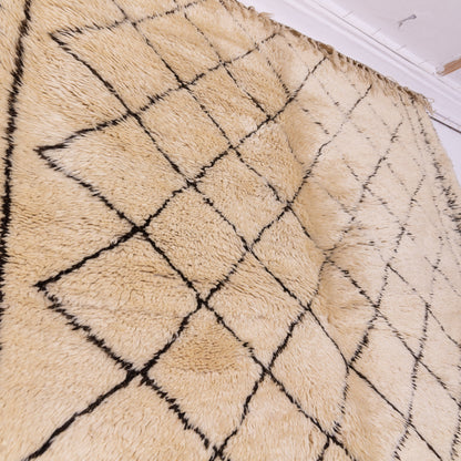 Handwoven Moroccan Beni Ourain Rug | Authentic Wool Berber Carpet | Timeless Elegance ; 12,14 ft / 7,05 ft