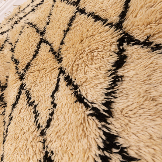 Vintage Beni Ourain Rug - Authentic Moroccan Wool Carpet - Handwoven Berber Tribal Area Rug - Natural Cream & Black