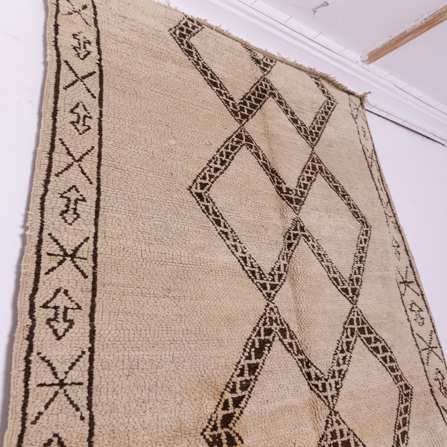 Vintage Moroccan Beni Ourain Rug | Handwoven Wool Berber Carpet with Geometric Diamond Patterns ; 7,38 ft  /  5,41 ft