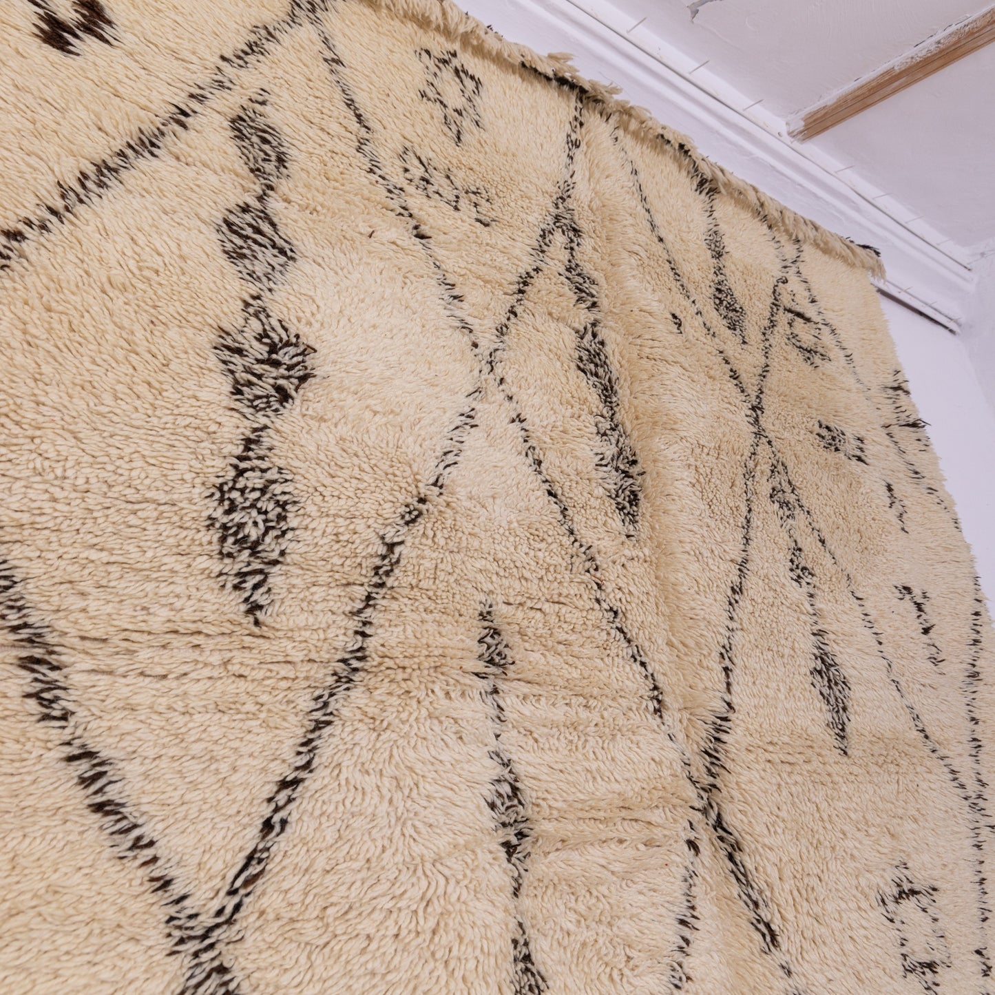 Vintage Moroccan Beni Ourain Rug – Handwoven Wool Berber Carpet – Unique Tribal Diamond Design ;  7,87 ft / 6,73 ft