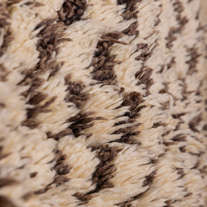 Vintage Moroccan Berber Rug – Handwoven Wool Carpet with Unique Checkerboard Pattern ; 8,53 ft  / 5,91 ft