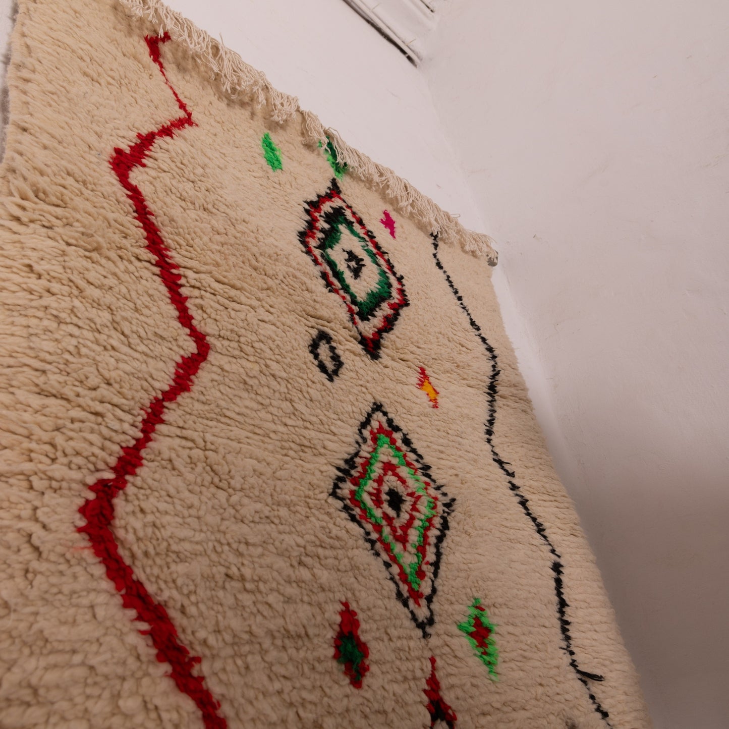 Colorful Azilal Rug - Handmade Small Moroccan Rug with Diamond Motifs - Berber Wool & Cotton Floor or Wall Accent