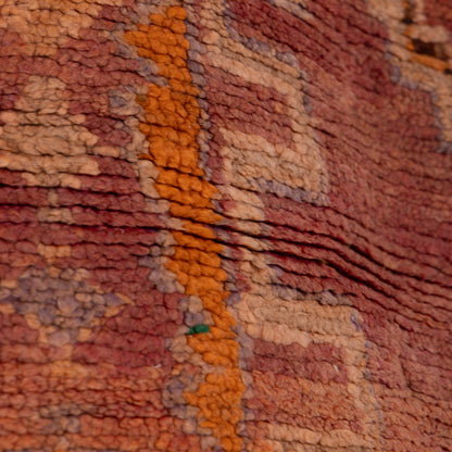 Vintage Moroccan Rehamna Rug – Handwoven Berber Wool Carpet with Geometric Medallion ; 8,20 ft / 4,92 ft