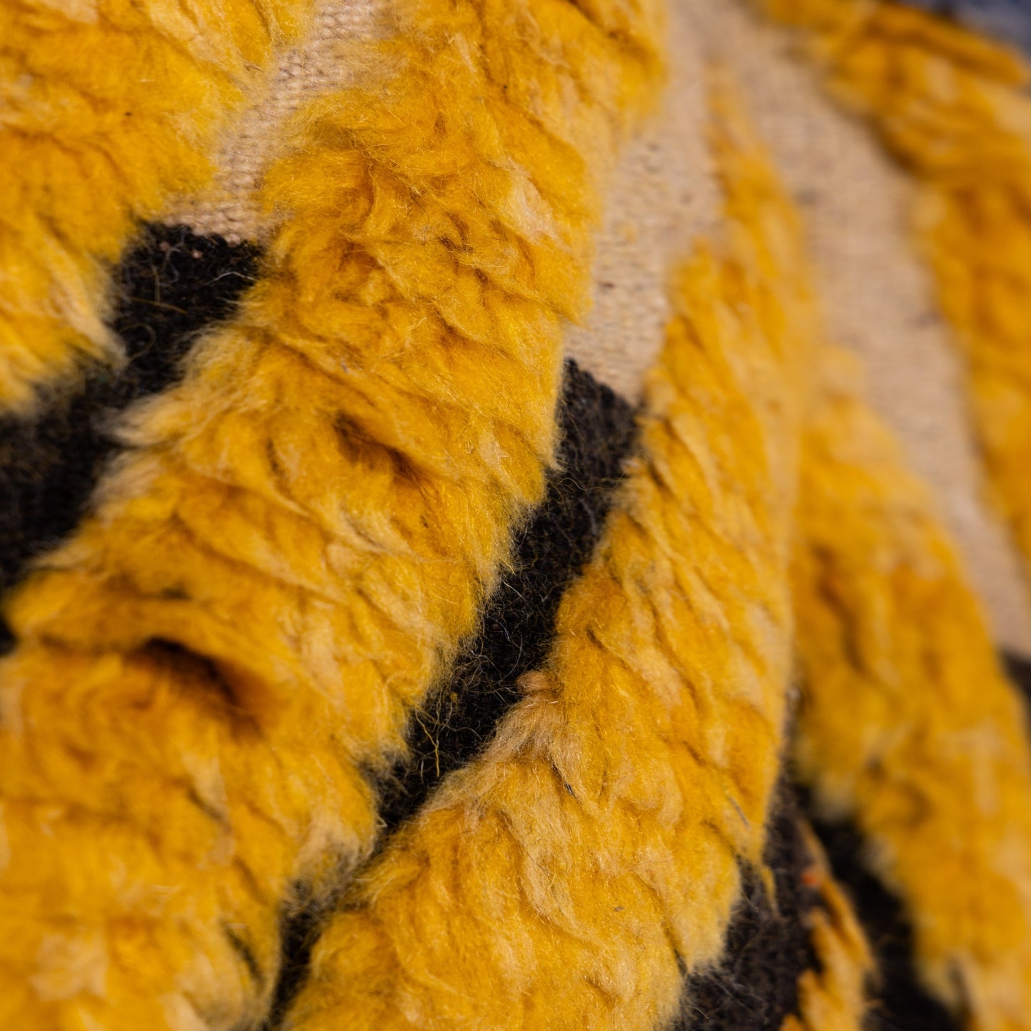 Handwoven Taznakht Moroccan Rug – 100% Wool Blue & Yellow Chevron Pattern – Authentic Berber Artisan Weaving – Bold Geometric Design ; 7,05 ft / 3,94 ft