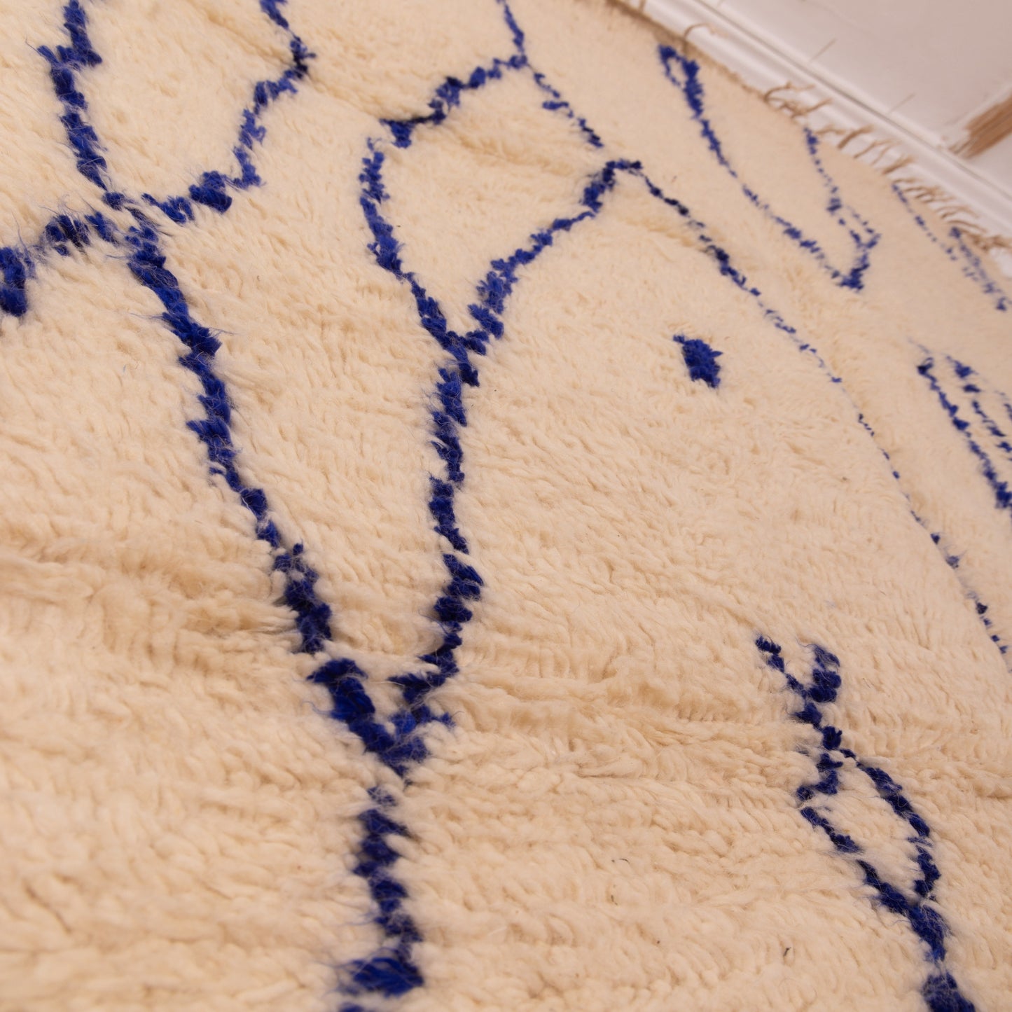 Minimalist Azilal Rug in Blue - Handwoven Moroccan Wool & Cotton Carpet - Boho Modern Tribal Wall Hanging or Mat
