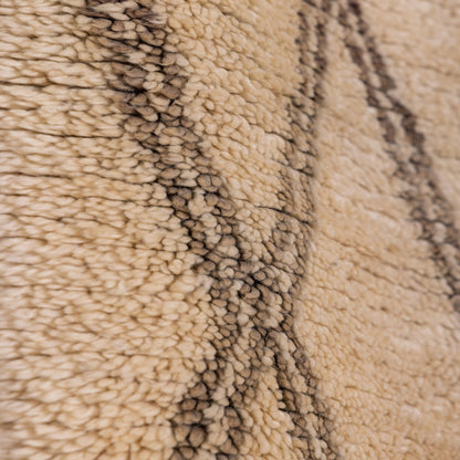 Handmade Moroccan Beni Ourain Rug – Authentic Wool Berber Carpet with Diamond Pattern ; 8,37 ft  /  6,07 ft