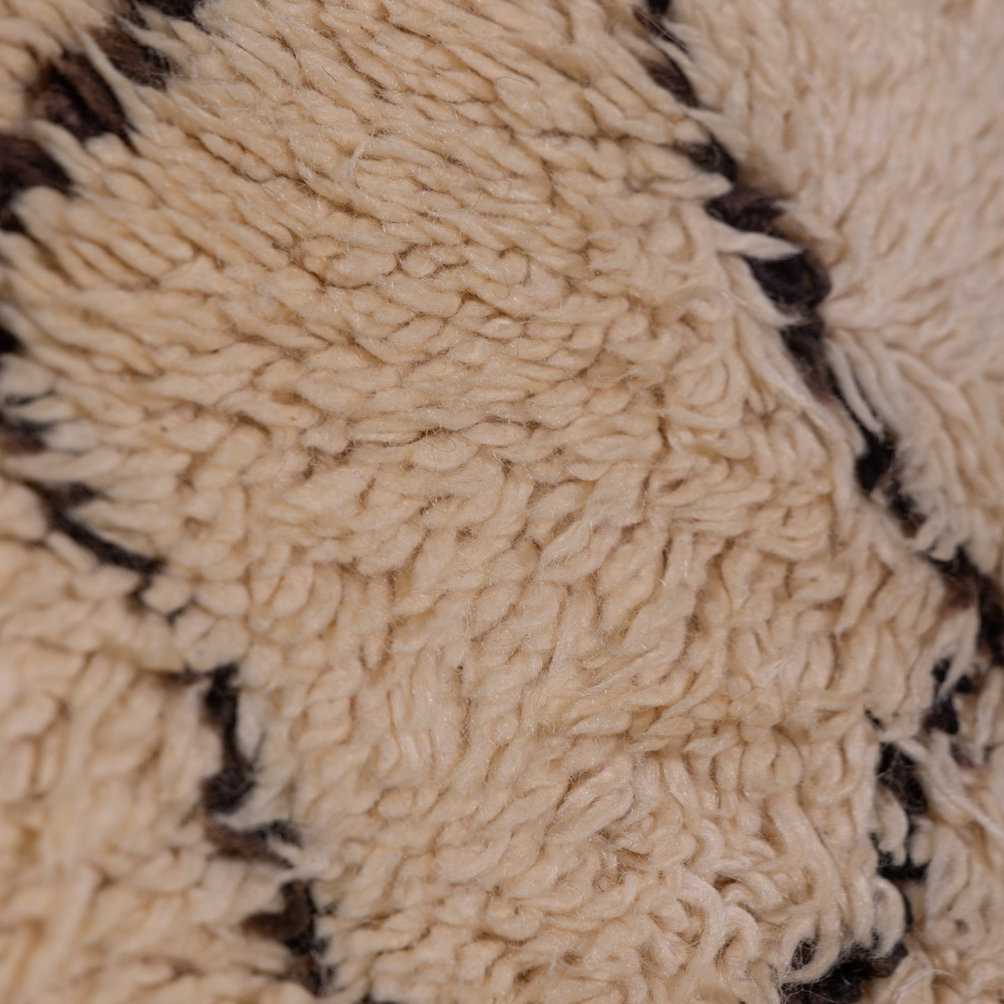 Vintage Moroccan Beni Ourain Rug | Handwoven Wool Berber Carpet | Authentic Tribal Diamond Design ; 11,81 ft / 6,23 ft