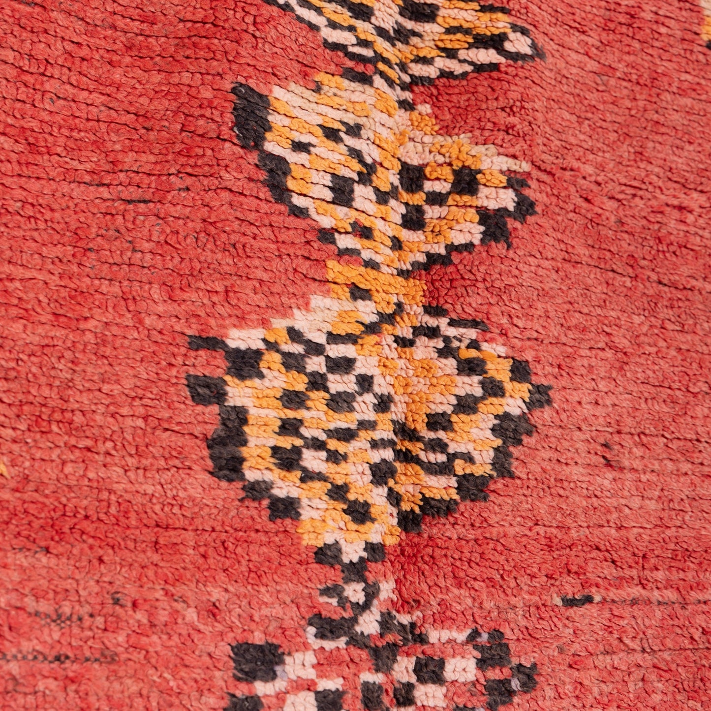 Vintage Rehamna Moroccan Rug – Handwoven Wool & Goat Wool Tribal Carpet ; 8,53 ft / 4,92 ft