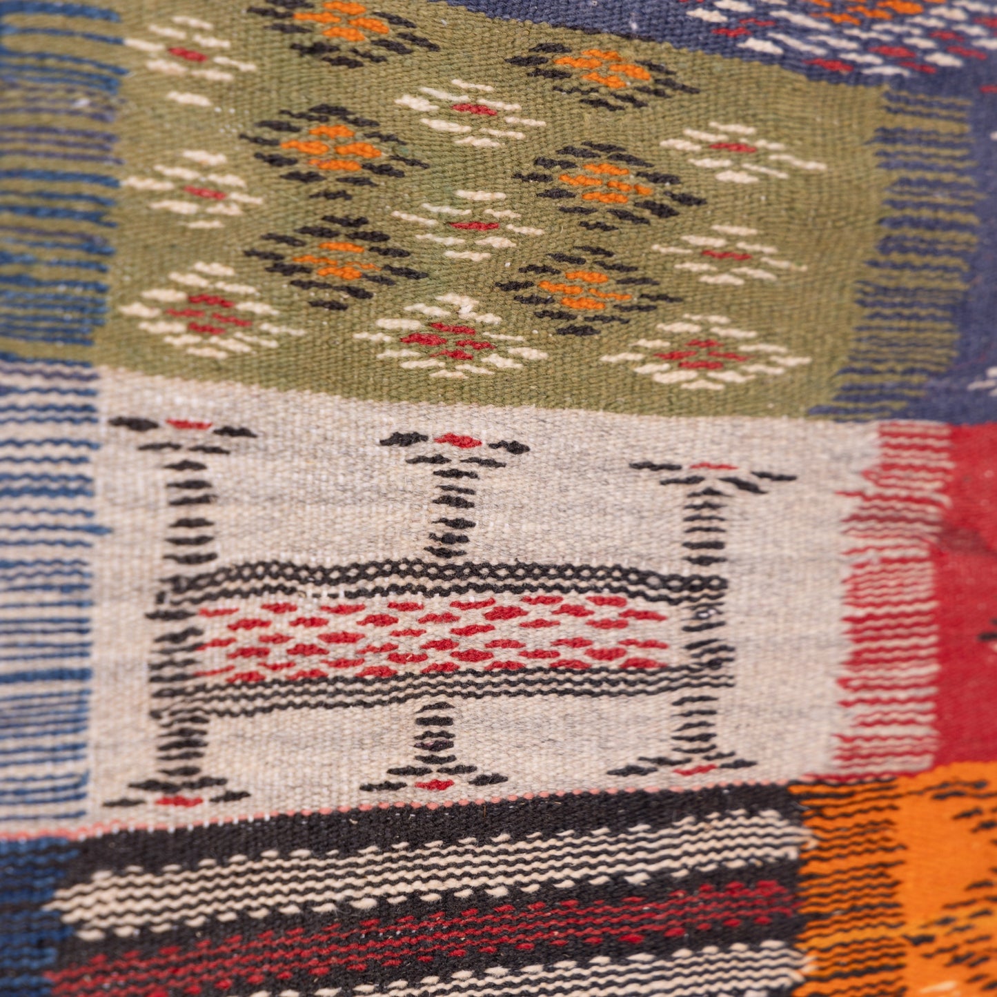 Vintage Moroccan Akhnif Rug – Handwoven Berber Wool Carpet  ; 4,92 ft / 3,28 ft