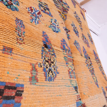 Vintage Moroccan Rehamna Rug - Abstract Berber Artistry in Warm Tones ; 9,02 ft / 4,43 ft