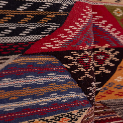 Handwoven Moroccan Akhnif Rug – Geometric Bohemian Beauty ; 5,25 ft /  4,59 ft