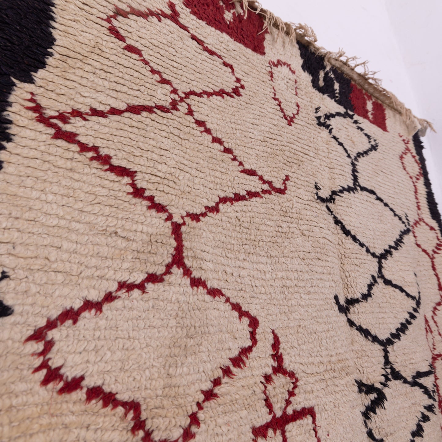 Vintage Azilal Rug - Moroccan Tribal Wool Rug in Red & Black - Handwoven Boho Carpet