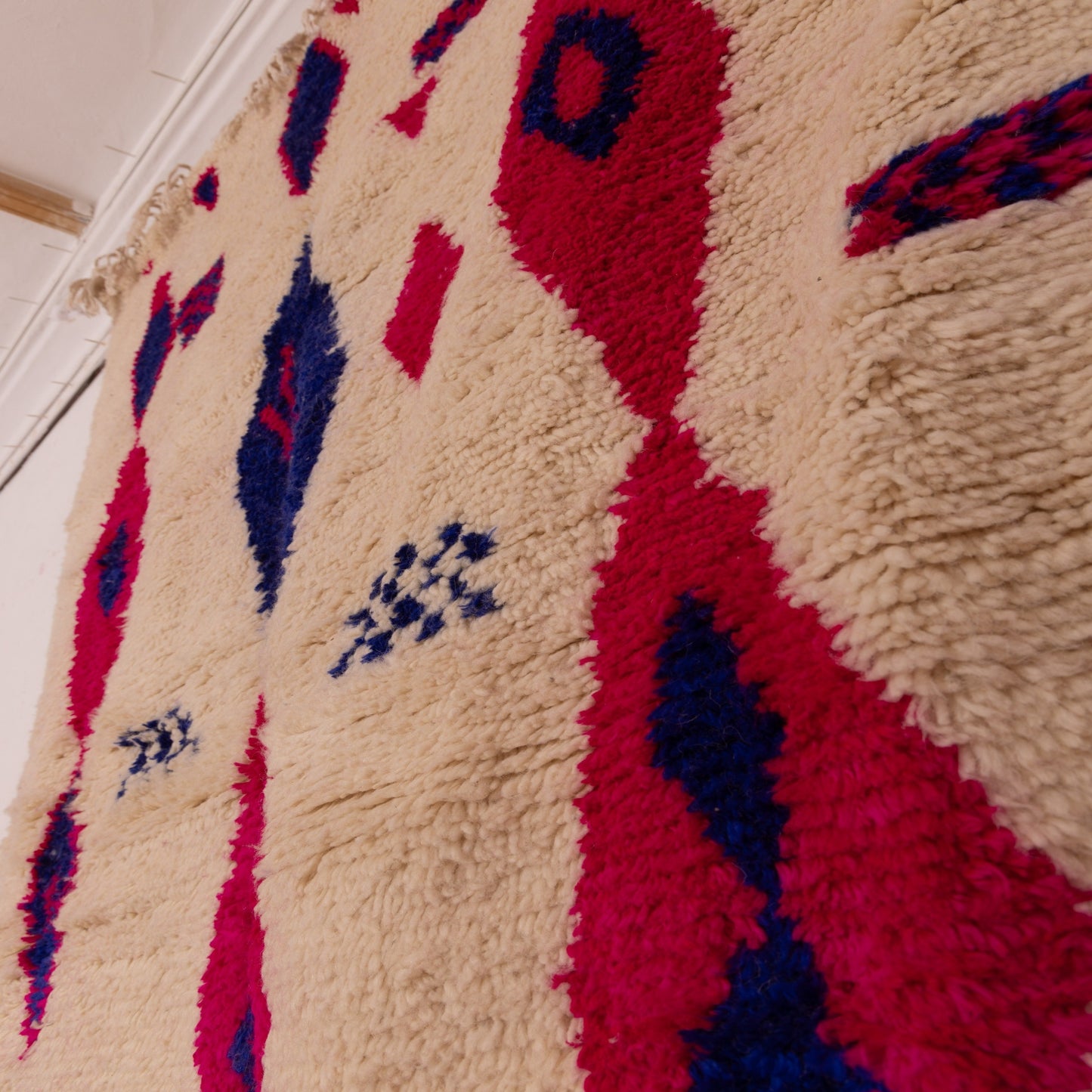 Moroccan Azilal Rug - Handmade Wool & Cotton Carpet - Magenta & Indigo Berber Symbols - Tribal Wall or Floor Art