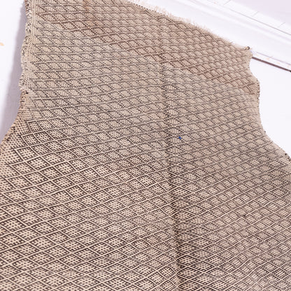 Handwoven Moroccan Akhnif Rug – Geometric Berber Diamond Weave ; 5,25 ft / 3,44 ft