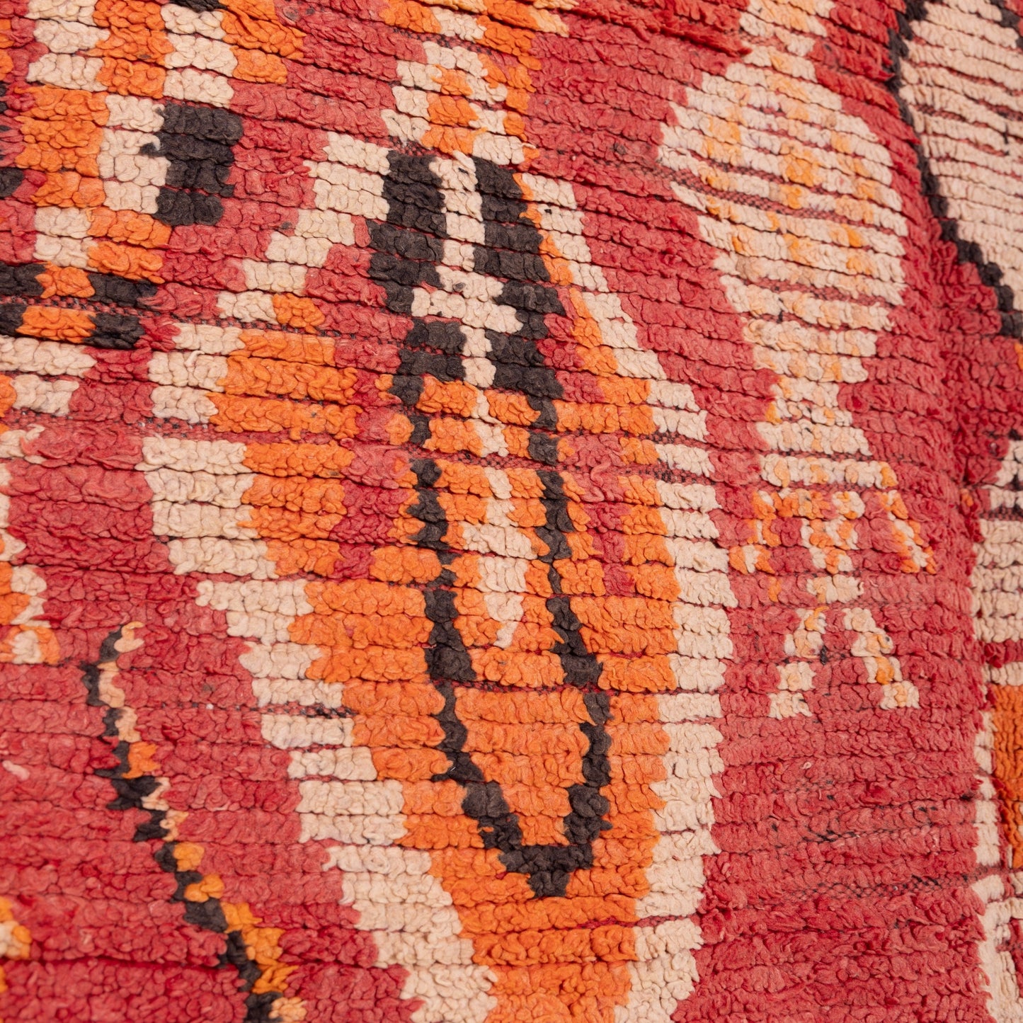 Vintage Moroccan Rehamna Rug – Handmade Berber Wool Carpet with Fiery Red & Orange Tones ; 10,33 ft / 6,07 ft