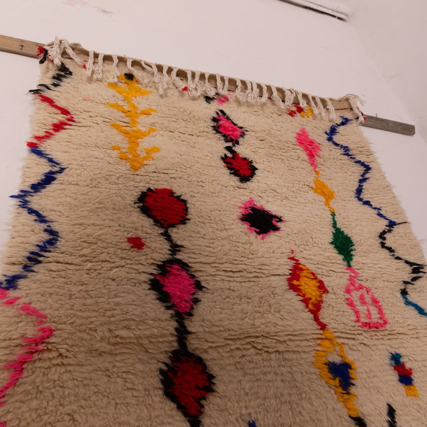 Mini Azilal Moroccan Rug - Bohemian Wall Hanging or Floor Mat - 80% Wool 20% Cotton - Abstract Handwoven Berber Textile