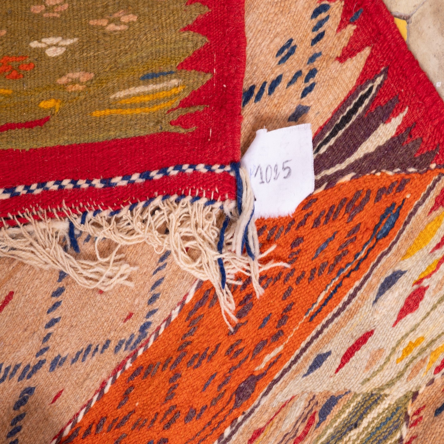 Vibrant Moroccan Akhnif Rug – Handwoven Berber Art ; 4,76 ft / 3,61 ft