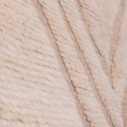 Handwoven Taznakht Moroccan Rug – 100% Wool Cream & Beige Geometric Carpet – Minimalist Berber Tribal Design – Authentic High Atlas Weaving ; 8,37 ft / 5,25 ft