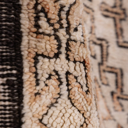 Large Vintage Moroccan Berber Rug | Handwoven Wool Azilal Carpet ; 12,47 ft / 6,40 ft