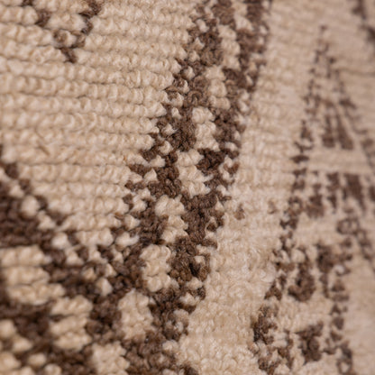 Vintage Moroccan Berber Rug – Handwoven Wool Carpet with Geometric Diamond Tribal Motifs ; 10,17 ft / 5,91 ft