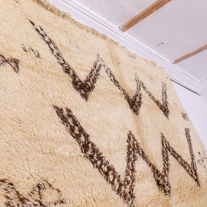 Authentic Vintage Moroccan Azilal Rug | Handwoven Berber Wool Carpet ; 8,37 ft / 6,56 ft