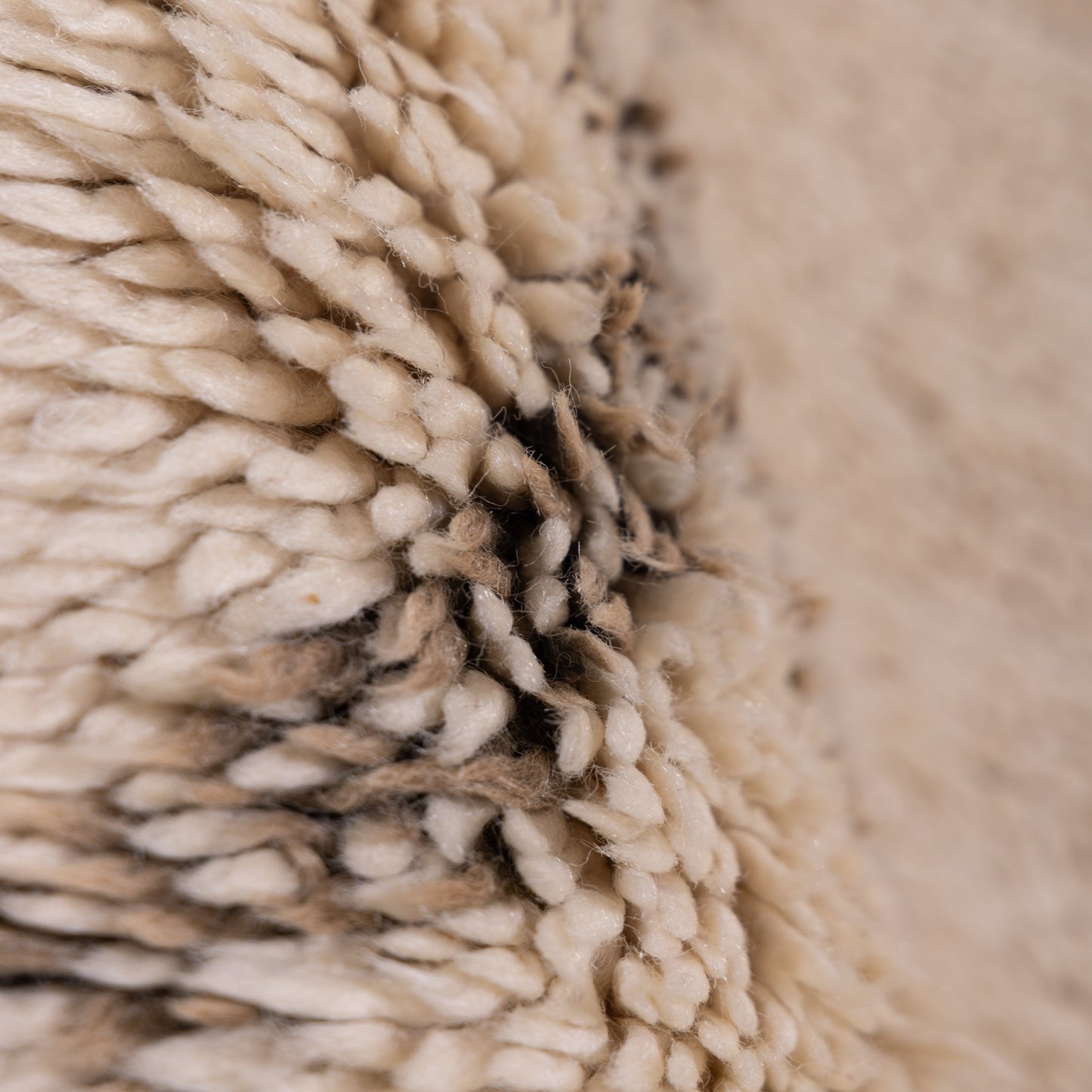 Vintage Moroccan Berber Rug – Handwoven Wool Carpet with Timeless Diamond Lattice Design ; 11,98 ft / 6,23 ft