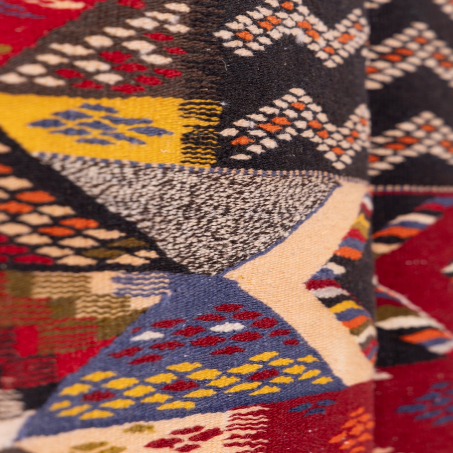 Handmade Moroccan Akhnif Rug – Authentic Berber Wool Carpet ; 5,41 ft / 3,44 ft