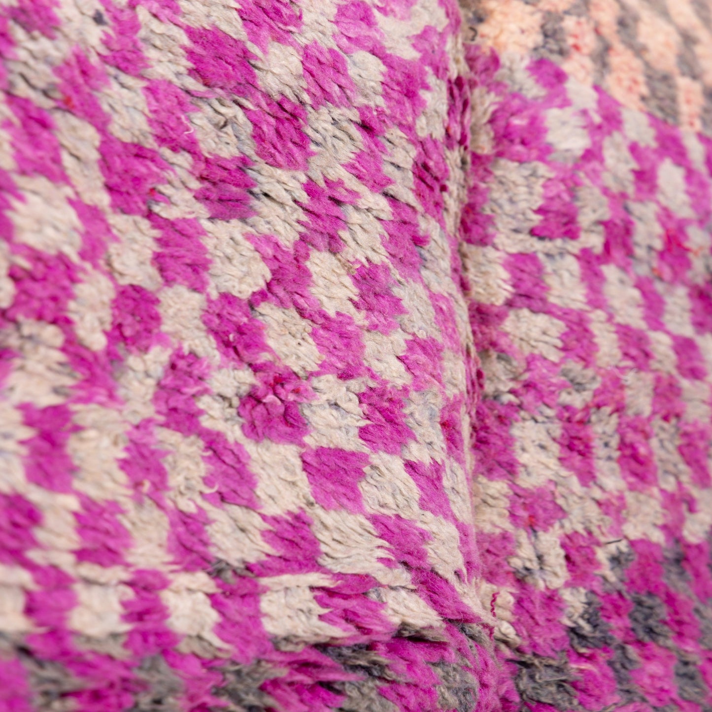 Vintage Moroccan Talsint Rug | Handwoven Wool Checkerboard Carpet ; 10,17 ft / 6,23 ft