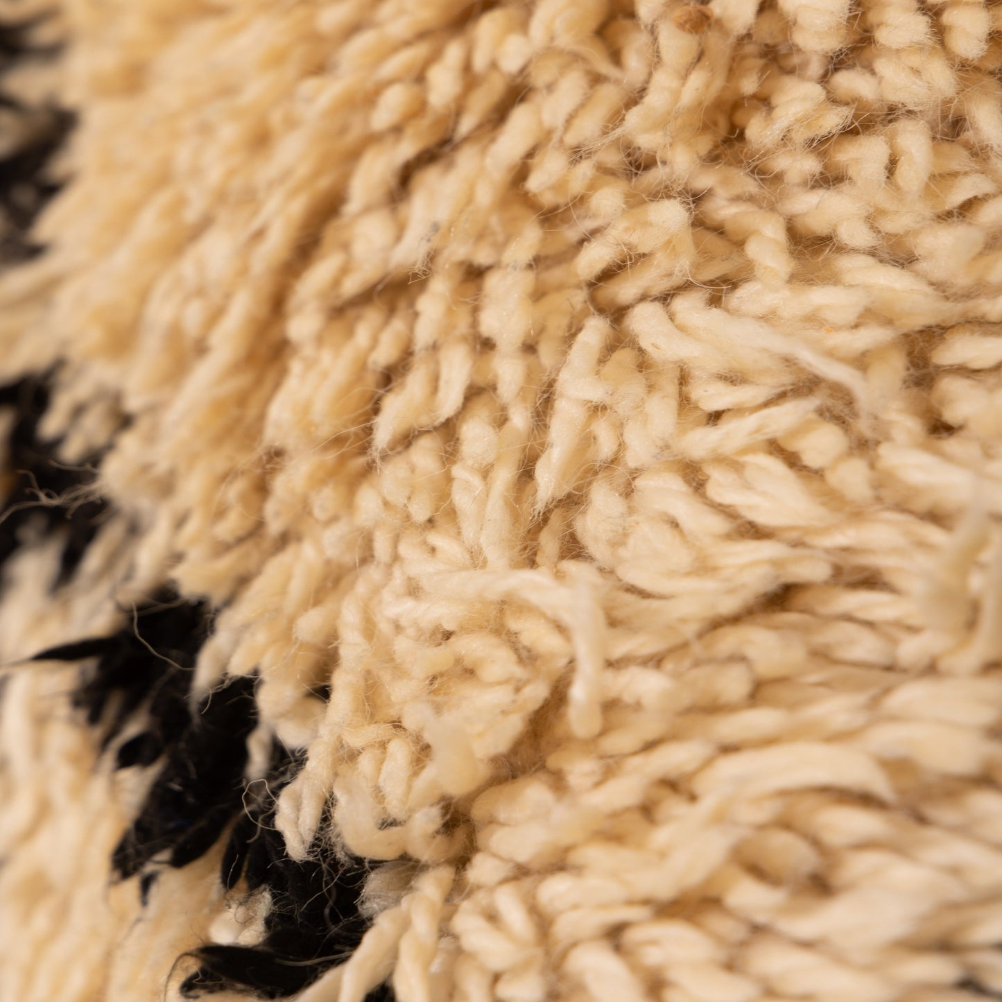 Vintage Beni Ourain Rug | Authentic Moroccan Wool Carpet | Handwoven Berber Tribal Area Rug | Natural Cream & Black | 100% Wool |  8,53 ft / 6,56 ft