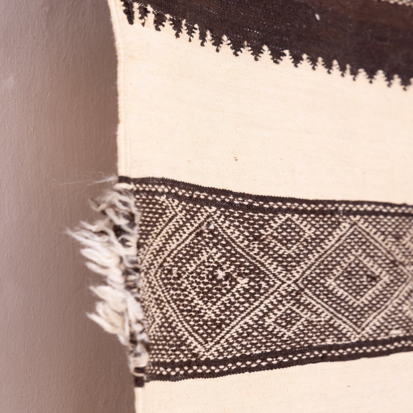 Handwoven Moroccan Akhnif Rug – Authentic Berber Wool Carpet ; 11,48 ft / 4,59 ft